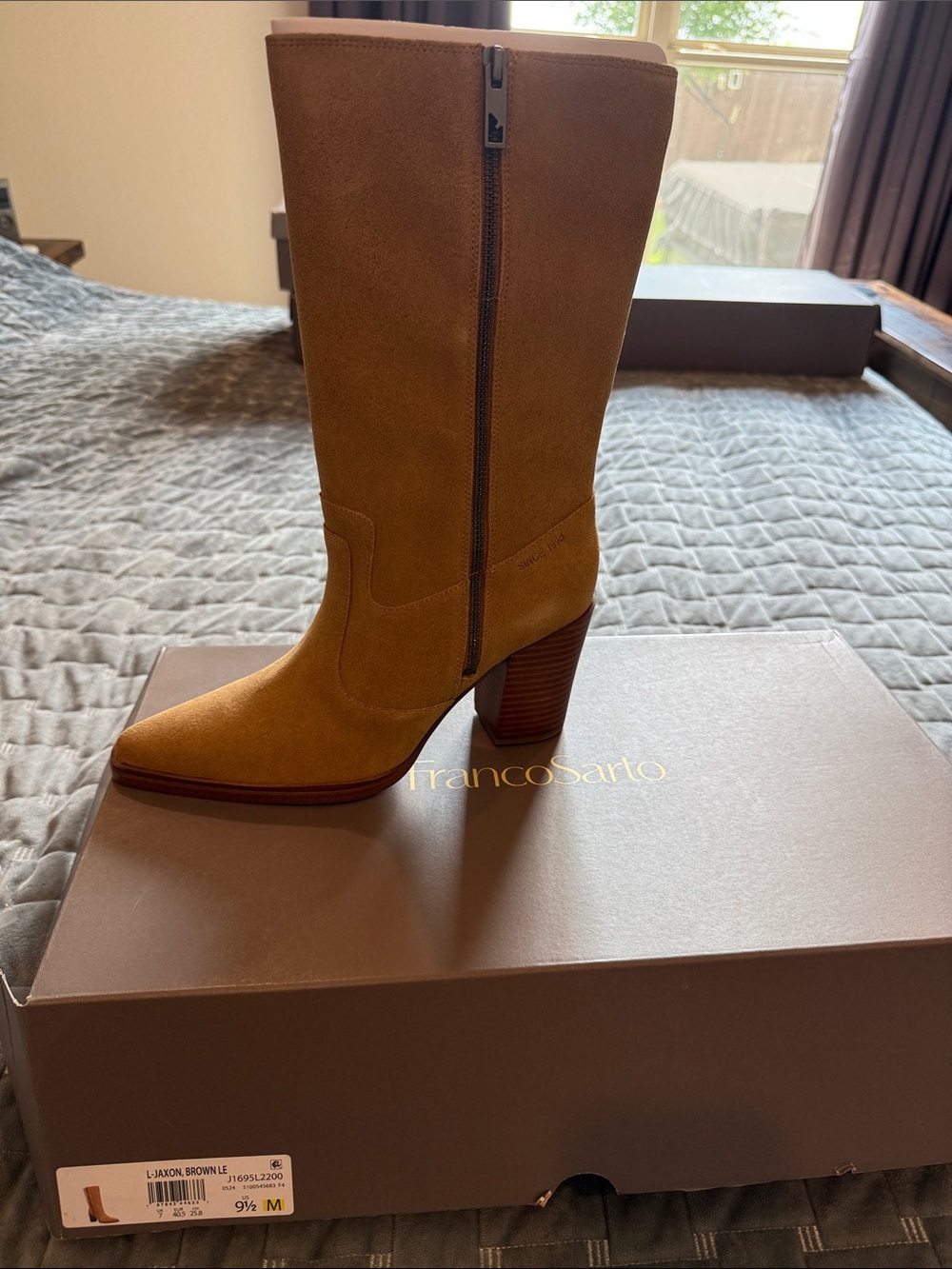 NWT Franco Sarto Jaxon